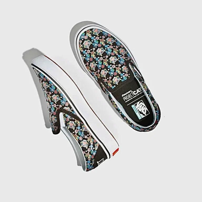 VANS Black & Blue Shoes - EU31.5