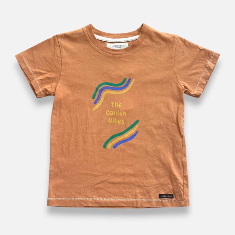 A MONDAY IN COPENHAGEN Orange, Green & Blue Tshirt - 6 years