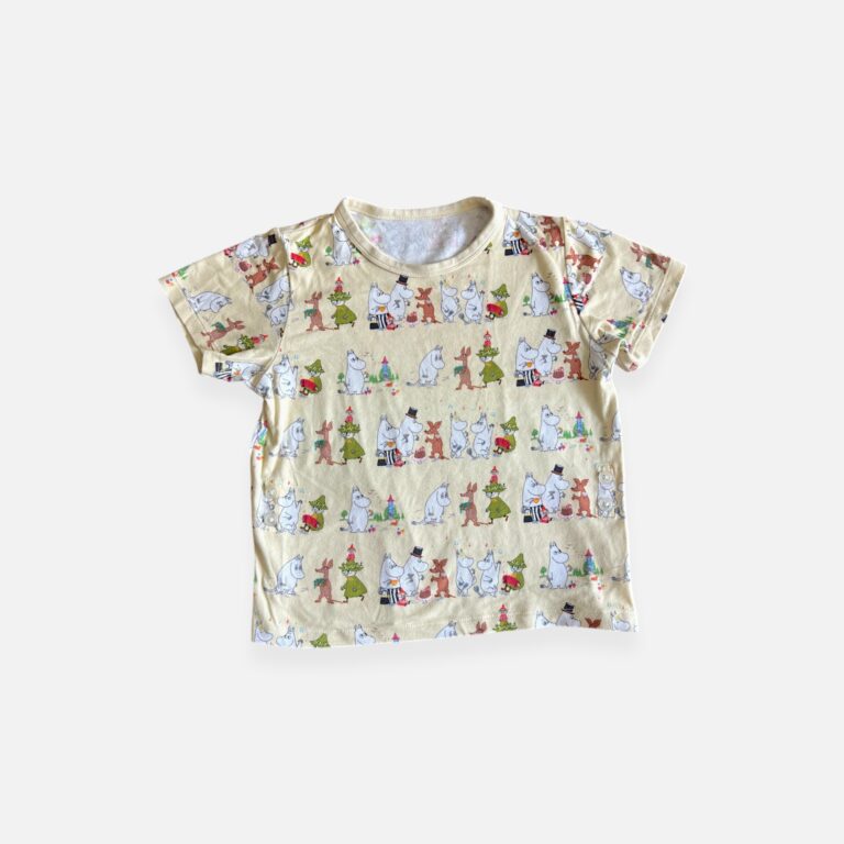 UNIQLO Yellow Tshirt - 4 years/5 years