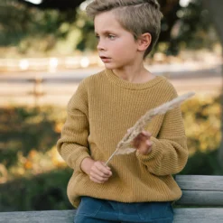 FISH OUT OF THE WATER Yellow Sweater – 6 years/7 years