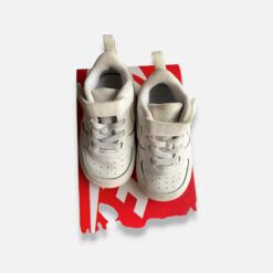 NIKE White Shoes - EU21