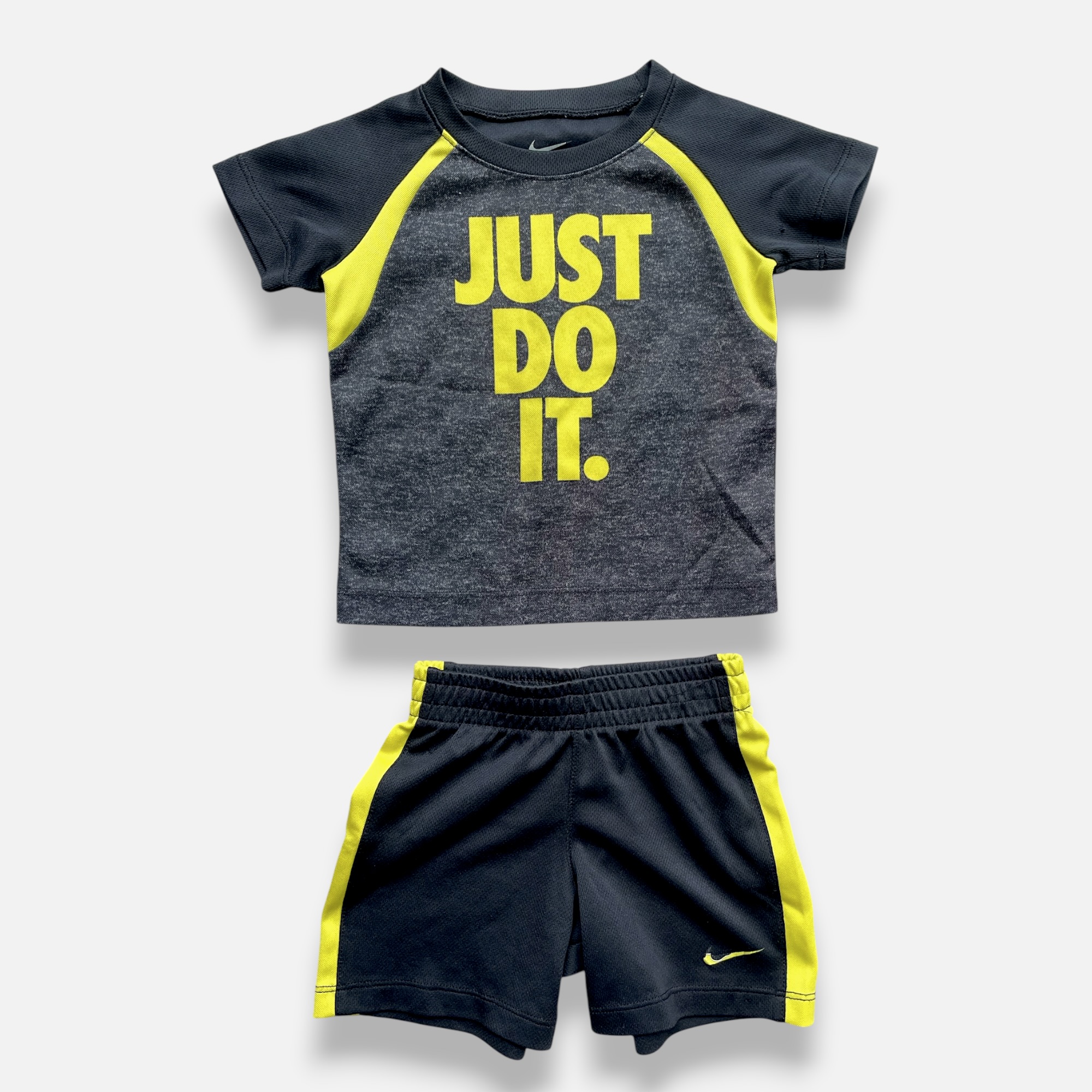 NIKE Black & Yellow Set - 18 months